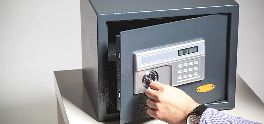 Jewelry Safe Unlocking Service in Franklin, California